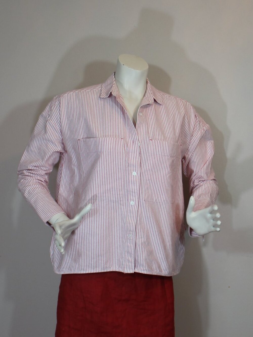 Everlane boxy button up organic cotton red white oversized shirt size XS/S